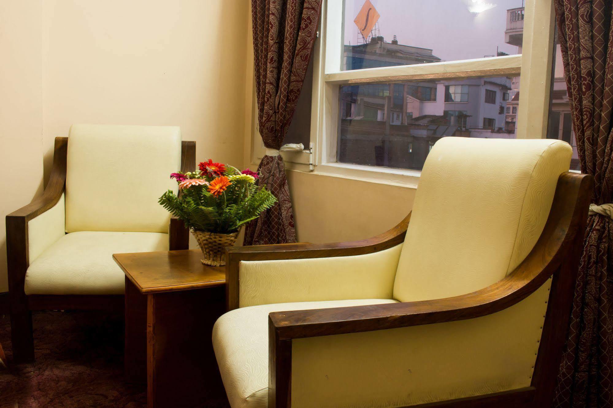 Hotel Kamal Kathmandu Bagian luar foto