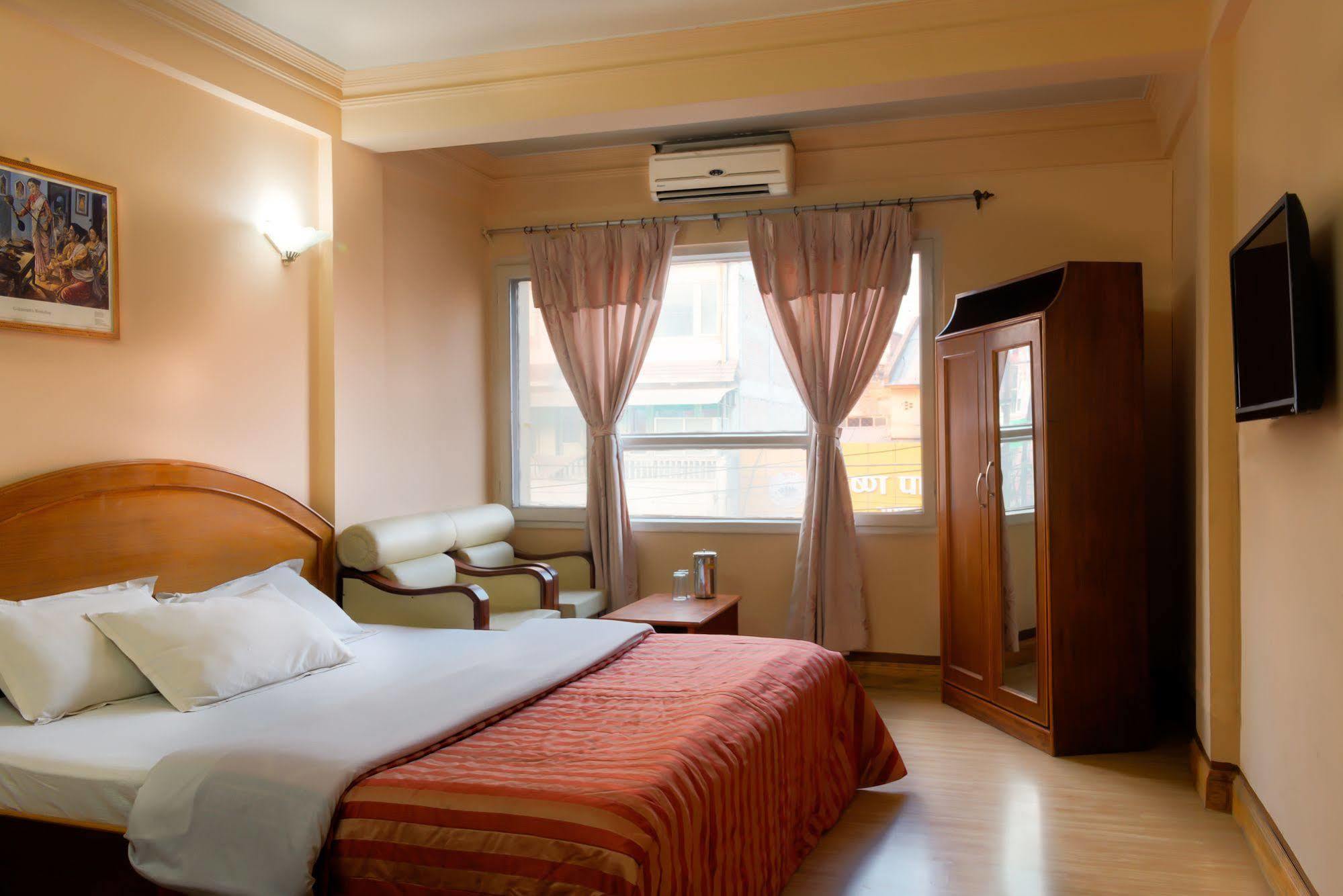 Hotel Kamal Kathmandu Bagian luar foto