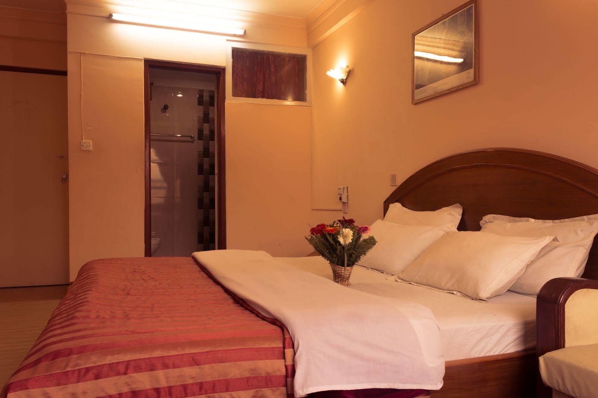 Hotel Kamal Kathmandu Bagian luar foto