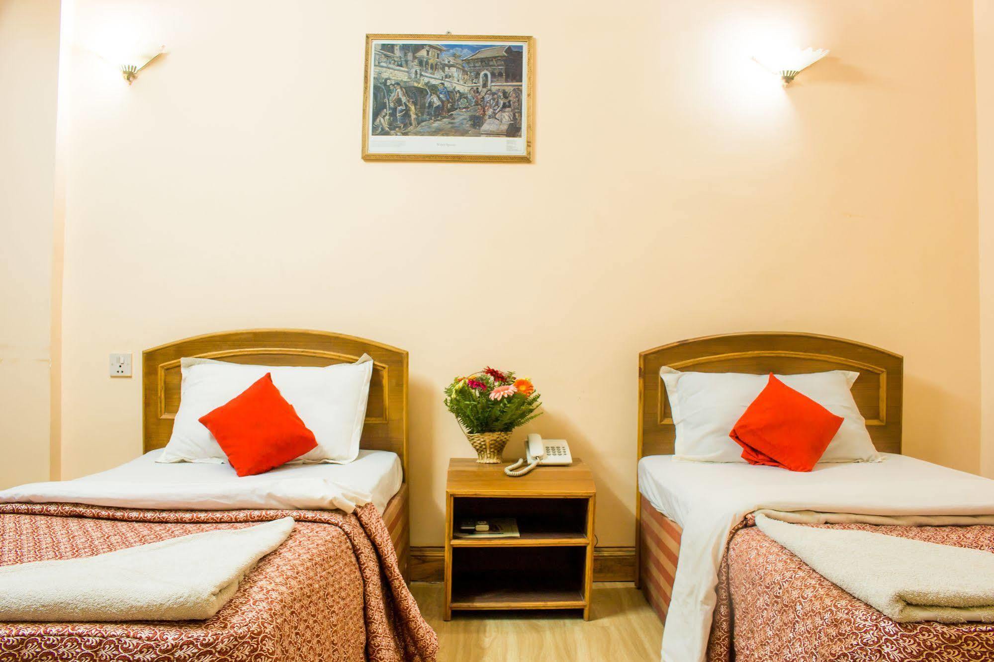 Hotel Kamal Kathmandu Bagian luar foto